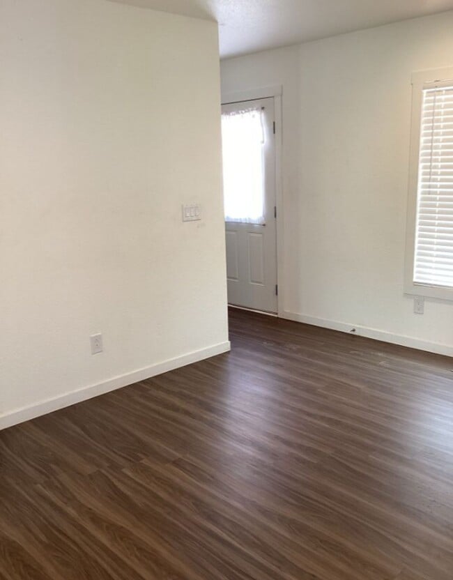 Building Photo - 818 S 4575 W