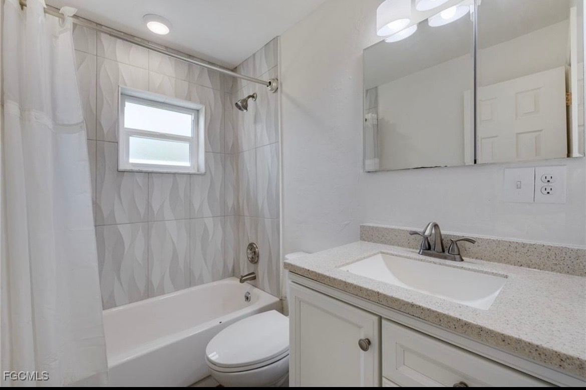 Building Photo - 7171 Drake Dr