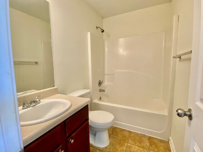 Building Photo - Douglasville Rental