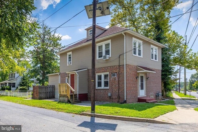 Building Photo - 1319 Old Black Horse Pike