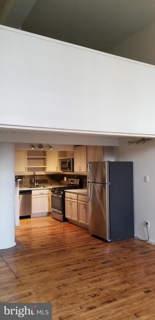 Building Photo - 1329 Lombard St