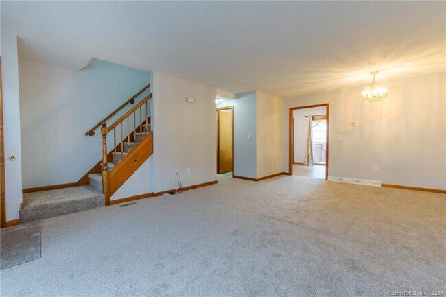 Building Photo - 22 Windwood Dr