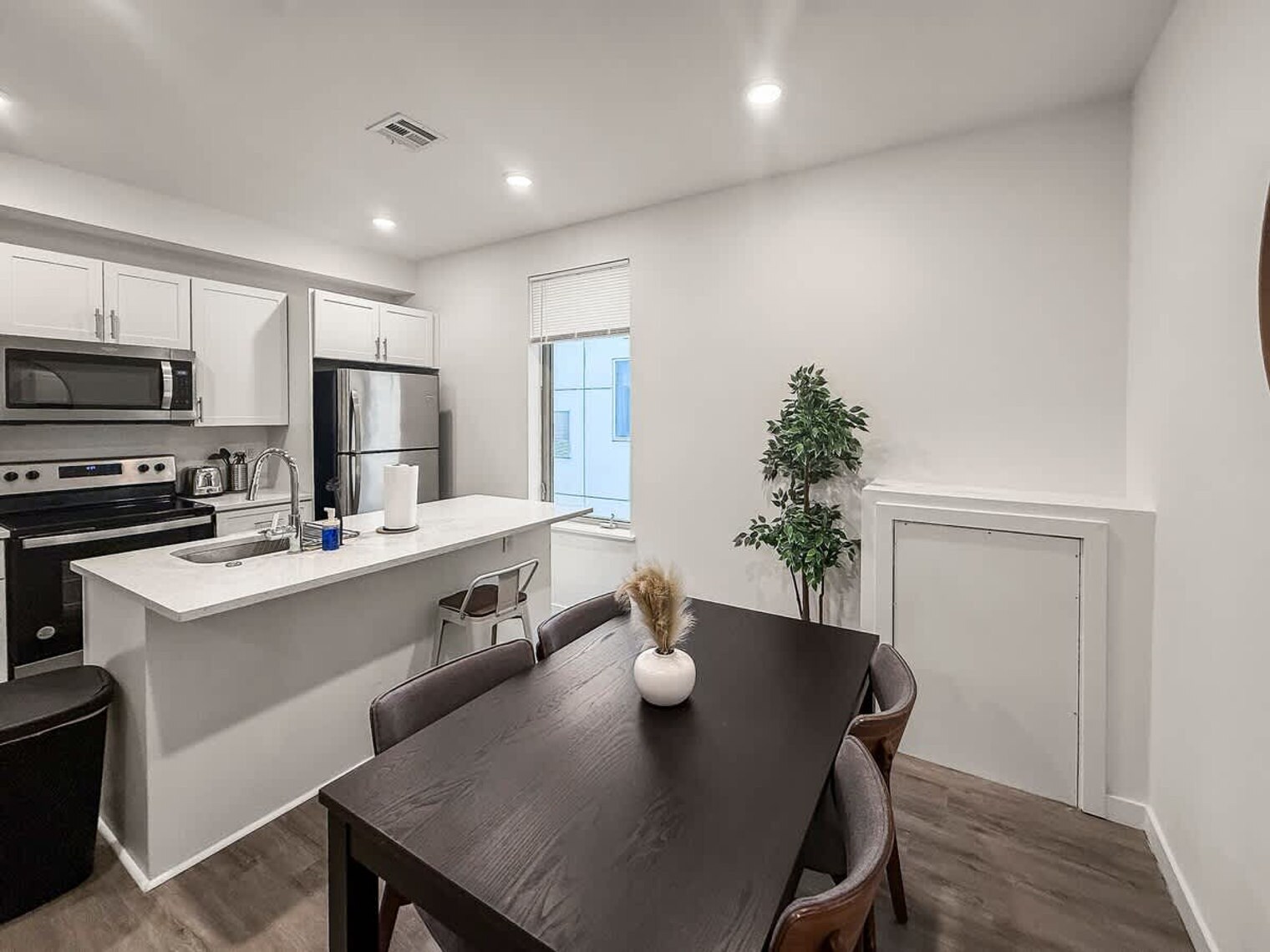 Building Photo - 1427 Germantown Ave