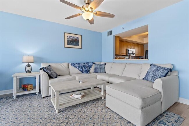 Building Photo - 801 S Ocean Dr