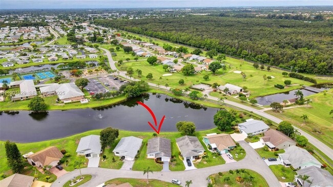 Building Photo - 3810 Rowena Cir