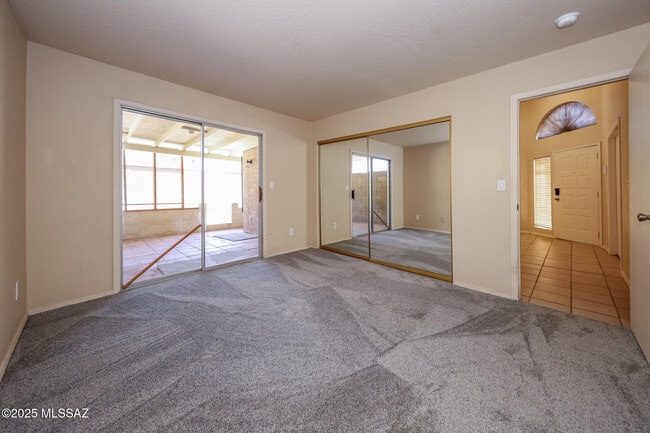 Building Photo - 3080 W Placita De La Roseta
