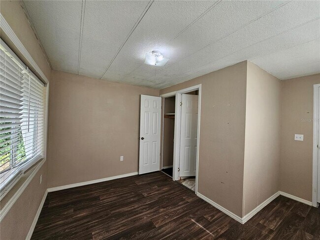 Building Photo - 37826 Daughtery Rd