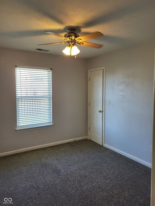 Building Photo - 2704 Winding Creek Ln