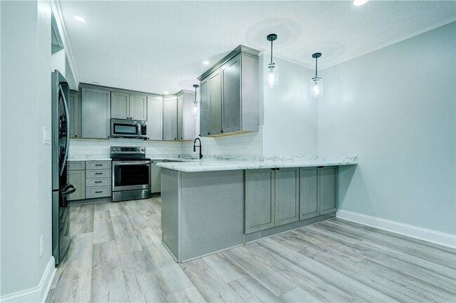 Building Photo - 138 S Union St