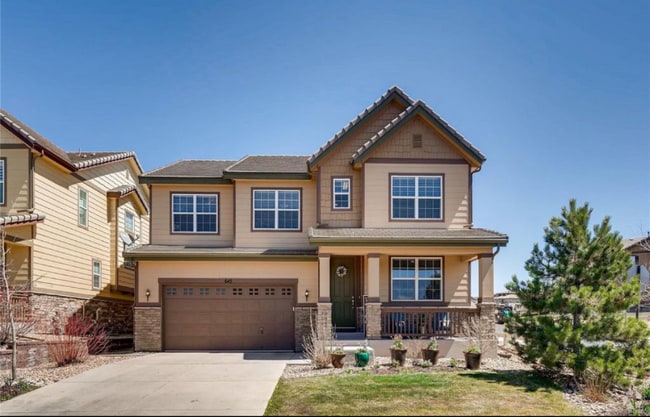 Building Photo - 645 Tiger Lily Way