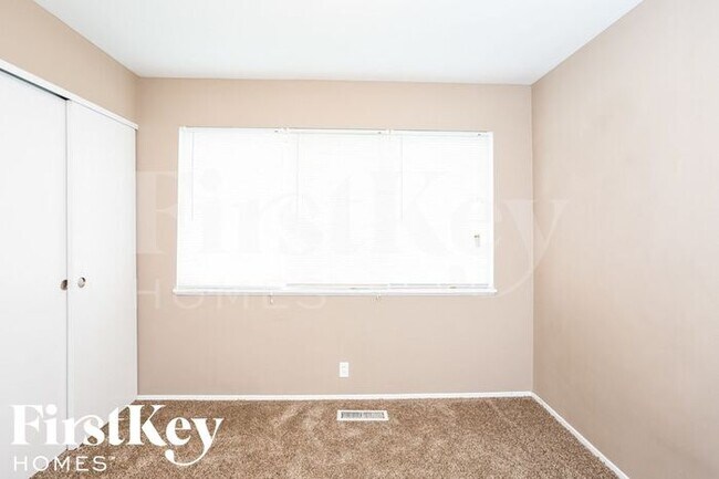 Building Photo - 3310 Hambletonian Dr