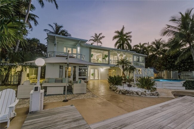 Building Photo - 16 North Dr