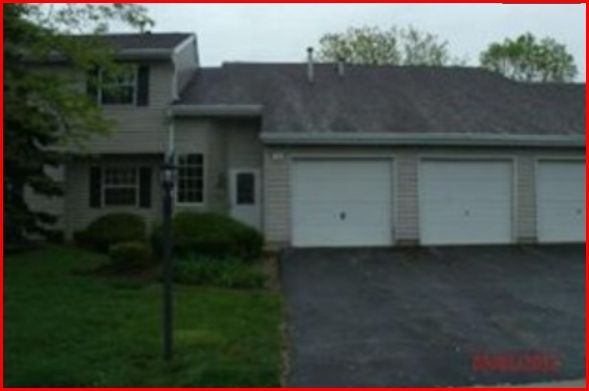 Exterior - 36 Gant Cir