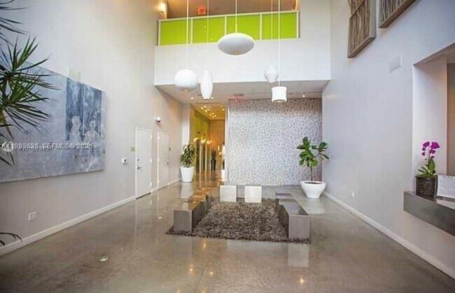 Building Photo - 133 NE 2nd Ave