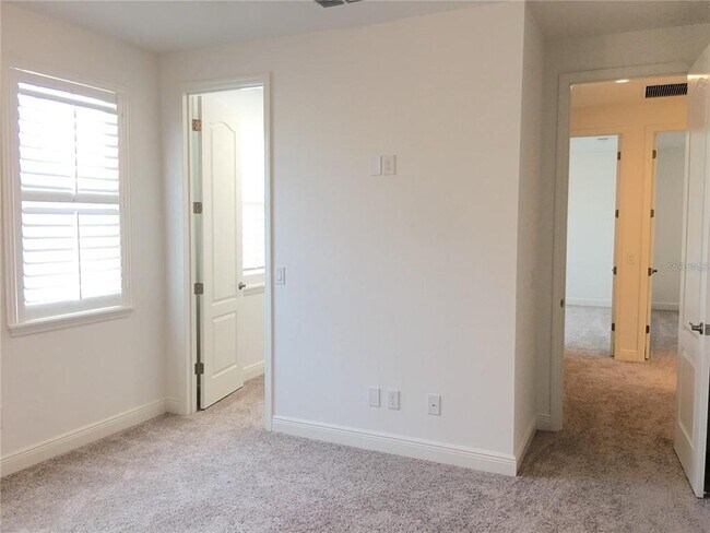 Building Photo - 9124 Merlon Dr