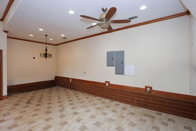 Building Photo - 3602 Jones Mill Rd