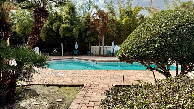 Building Photo - 441 Fountainhead Cir