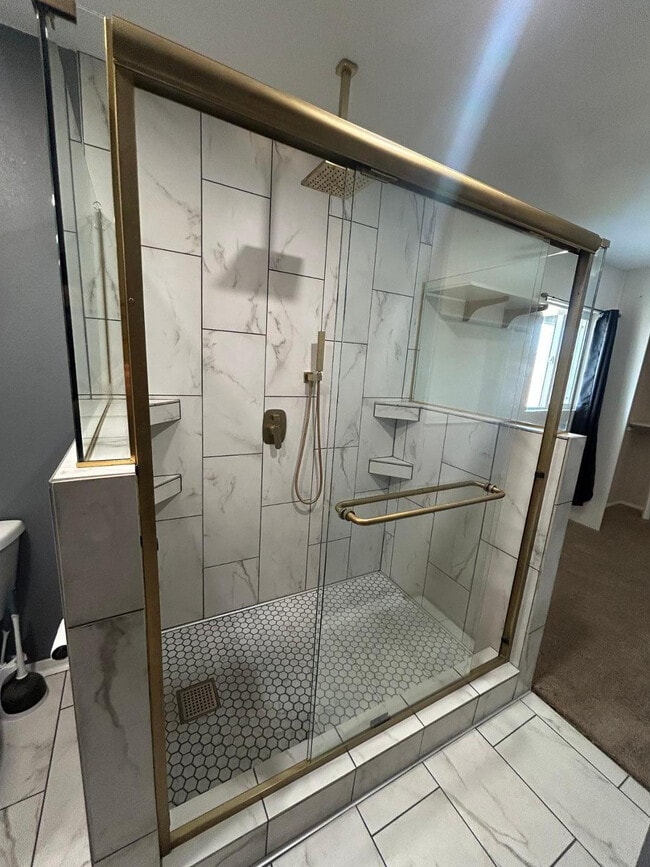 Building Photo - 6916 W Georgia Ave