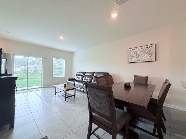 Building Photo - 48 Java Ln