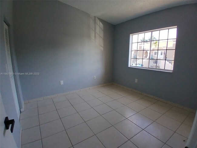 Building Photo - 6726 SW 130th Pl