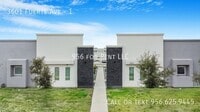 Building Photo - 3601 Fuerte Ave
