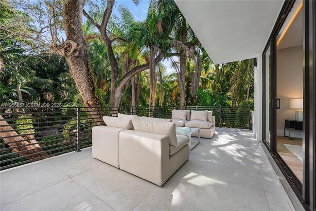 Building Photo - 2805 Freeman St