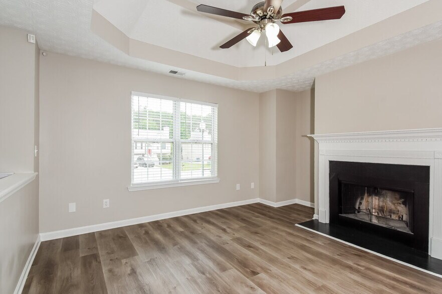 Building Photo - 23 Dewey Dr