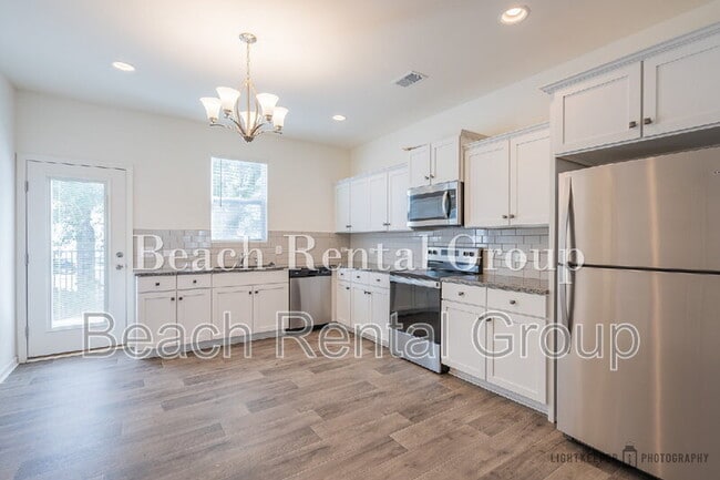 Building Photo - 305 Cherwell ct