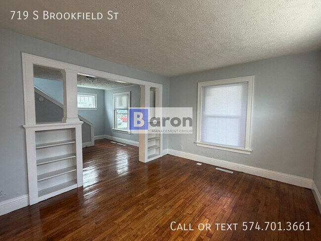 Building Photo - 719 S Brookfield St