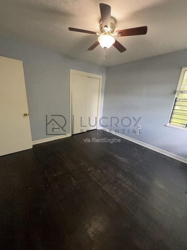 Building Photo - 1339 Maria Dr