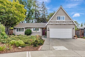 Building Photo - Elegant and Spacious 4Bedroom Sunnyvale Home