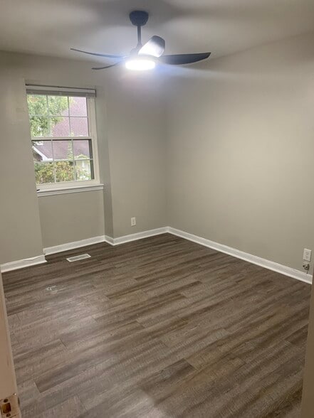 Bedroom #3 - 1010 Country Club Rd