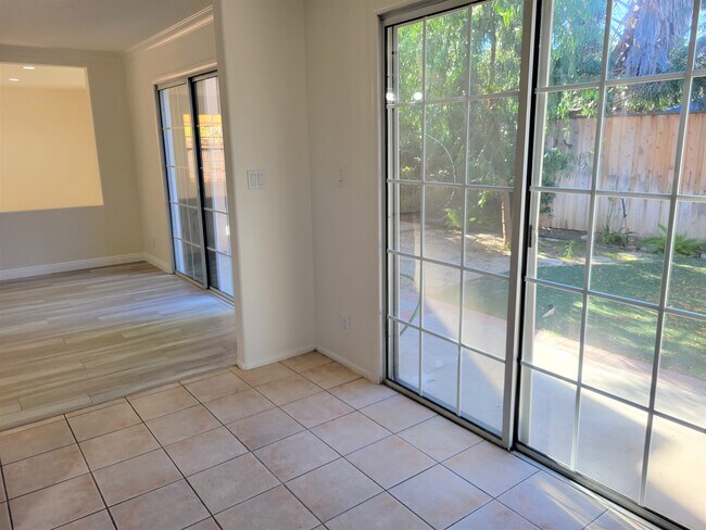 Dining room + Breakfast area - 19250 W Oxnard St