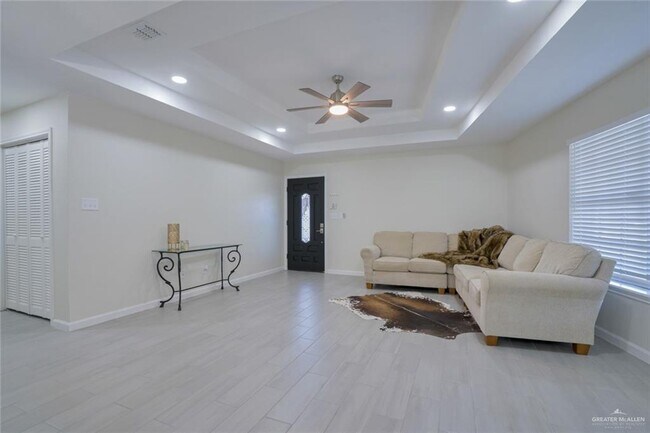 Building Photo - 41 N 15th St