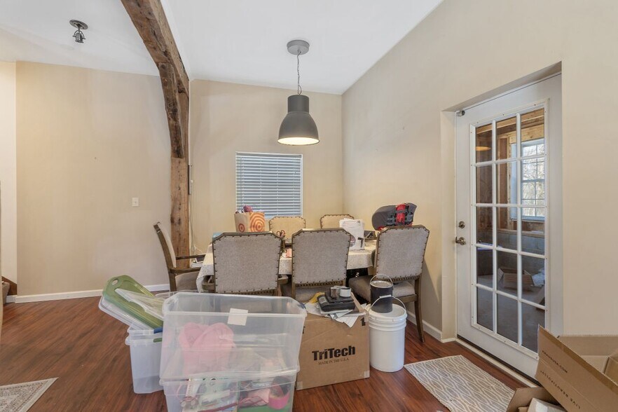 Building Photo - 5113 Cedarvale Rd