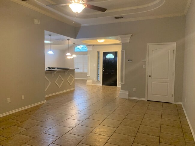 Primary Photo - 6805 Northwind Dr