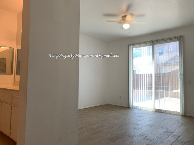 Building Photo - 13237 Kootenay St