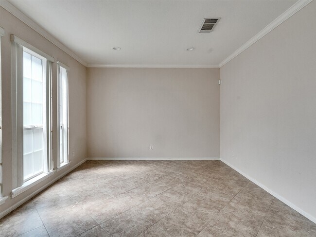 Building Photo - 3902 Breaux Bridge Ln