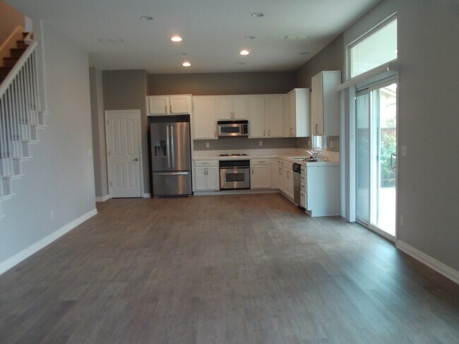 Building Photo - 1326 Paddington Way