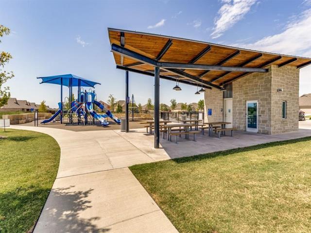 Building Photo - 5404 Finbrooke Dr