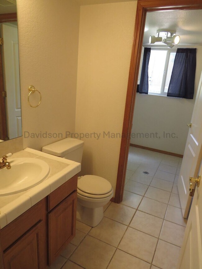 Building Photo - 15485 Curwood Dr