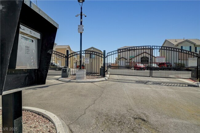Building Photo - 2275 Windmill Grove Ct