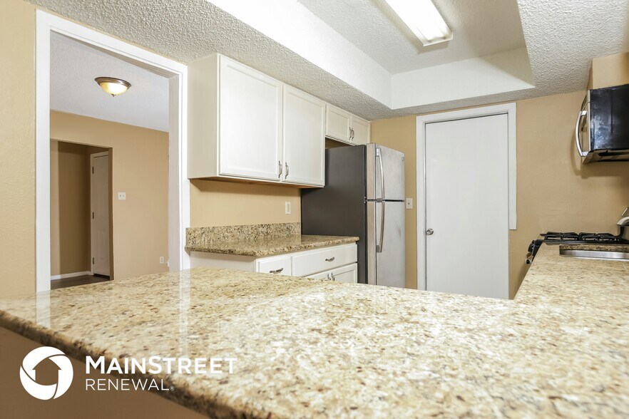 Building Photo - 12427 Constitution Dr