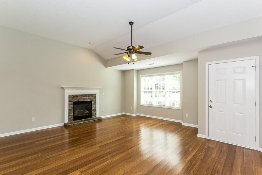 Building Photo - 36 Belltree Cir