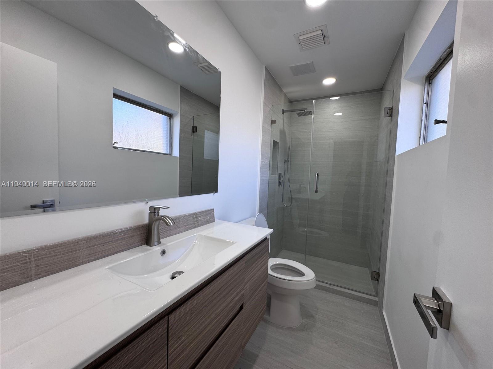 Building Photo - 1706 N 45th Ave