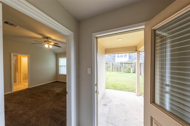 Building Photo - 12117 City Trek Ln