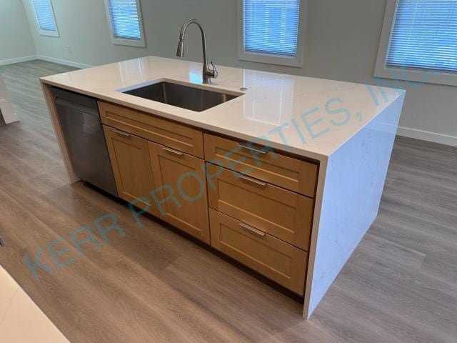 Building Photo - Charming 2-Bed, 2-Bath Duplex Retreat in V...