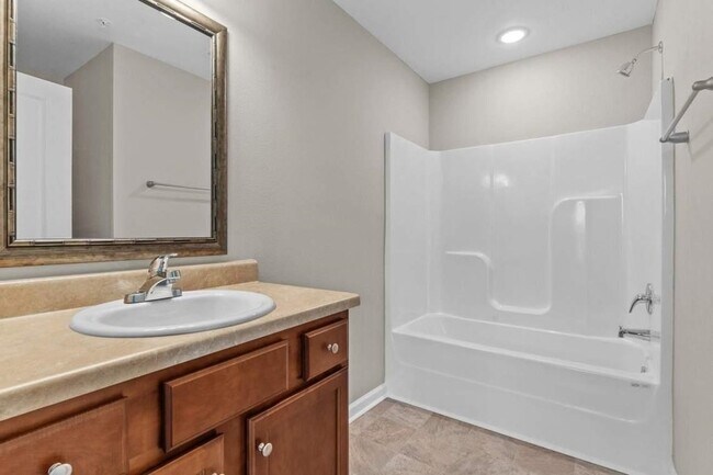 Building Photo - 2243 Del Carmel Way