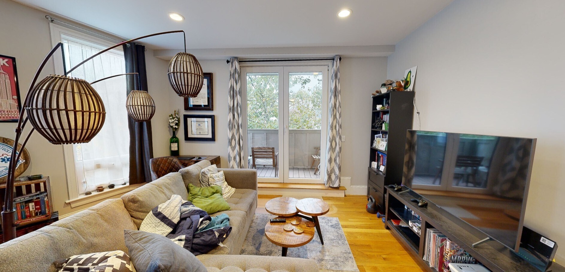 Building Photo - 166 Hampshire St