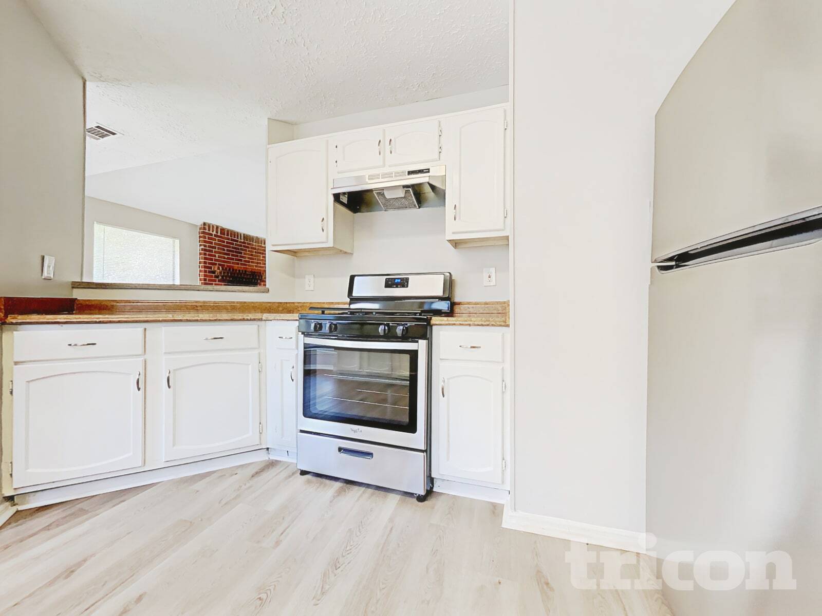 Building Photo - 820 Arbor Hill Dr